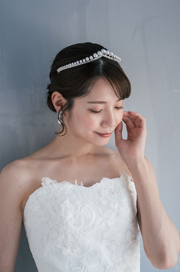 Tiara & Accessories